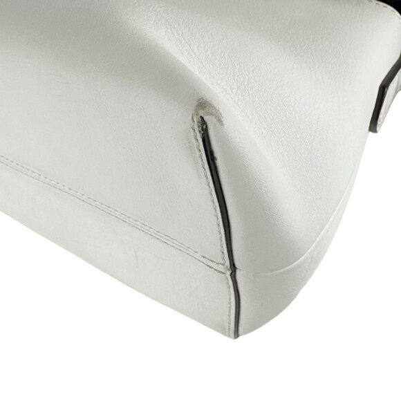 FENDI Brown Leather Shoulder Bag - Picture 10 of 15